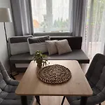 아파트 Ania